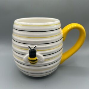 Lang Hand Painted Rib Stripe Bumble Bee Mug 18 oz 3D NEW